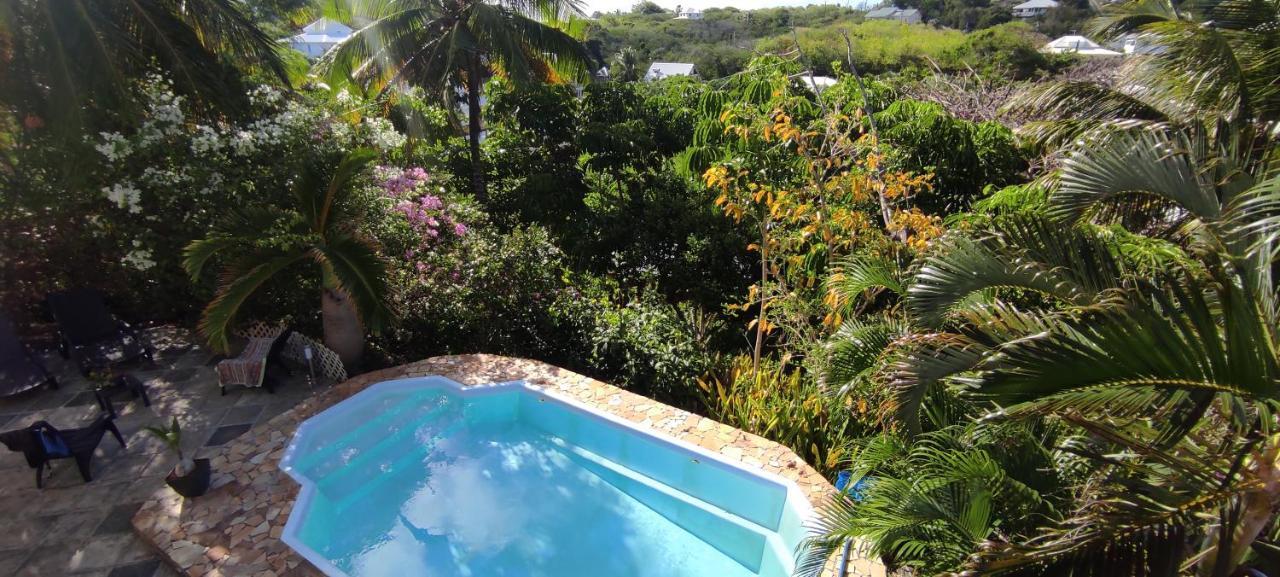 Bungalow Tout Confort Avec Piscine Partagee A 5 Mn De La Mer Saint-Francois  Exterior photo